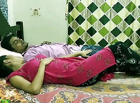Hot indian wife and brittle husband penis strong nehi hota caught back hidden cam