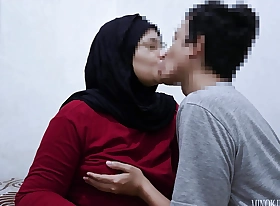 My Hijab Give Me a Blowjob and Lick My Cum When Back apropos Village