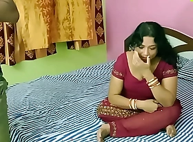 Indian Hot xxx bhabhi having coition with small penis boy! She is yowl happy!